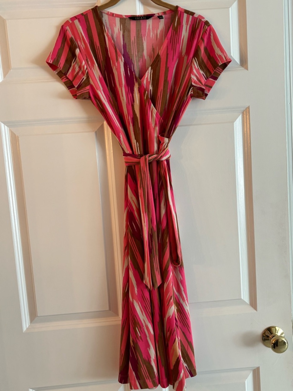 NWOT IMAN Faux Wrap Pink Coral Ikat Cap Sleeve Belt Dress